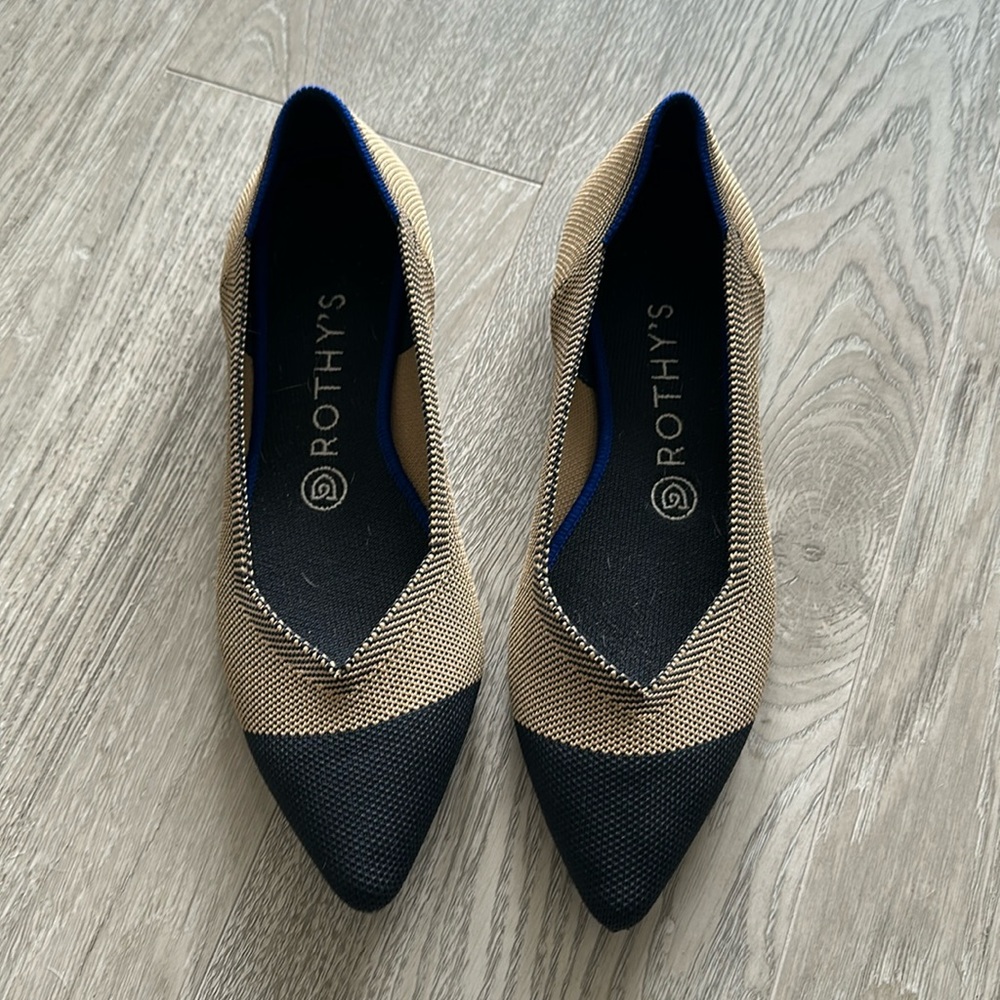 Rothy’s The Point two-toned navy/tan